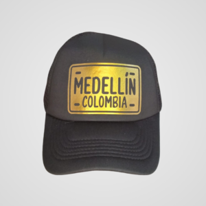 Gorra Clásica con Frase Única 🧢 MEDELLÍN -COLOMBIA-